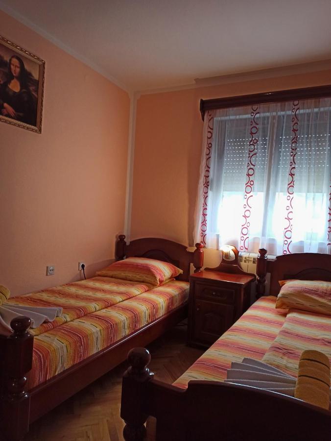 Апартаменты Lakeview *